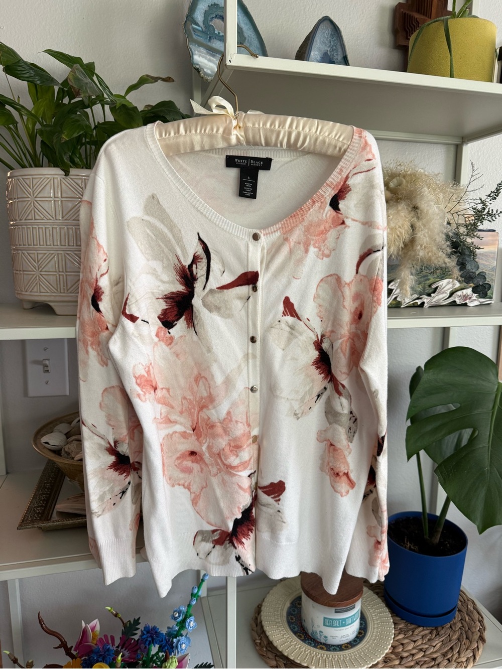 White House Black Market Cream Cardigan with Blush Floral Print